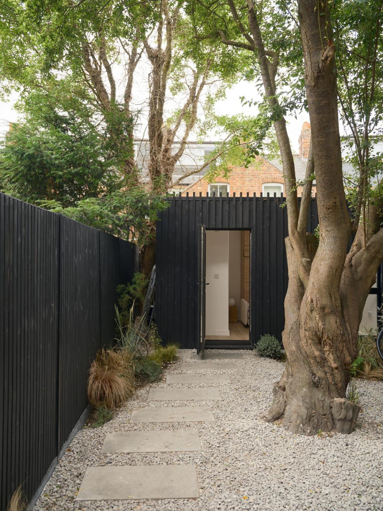 Japandi Escape 3br Designer Flat With Garden *