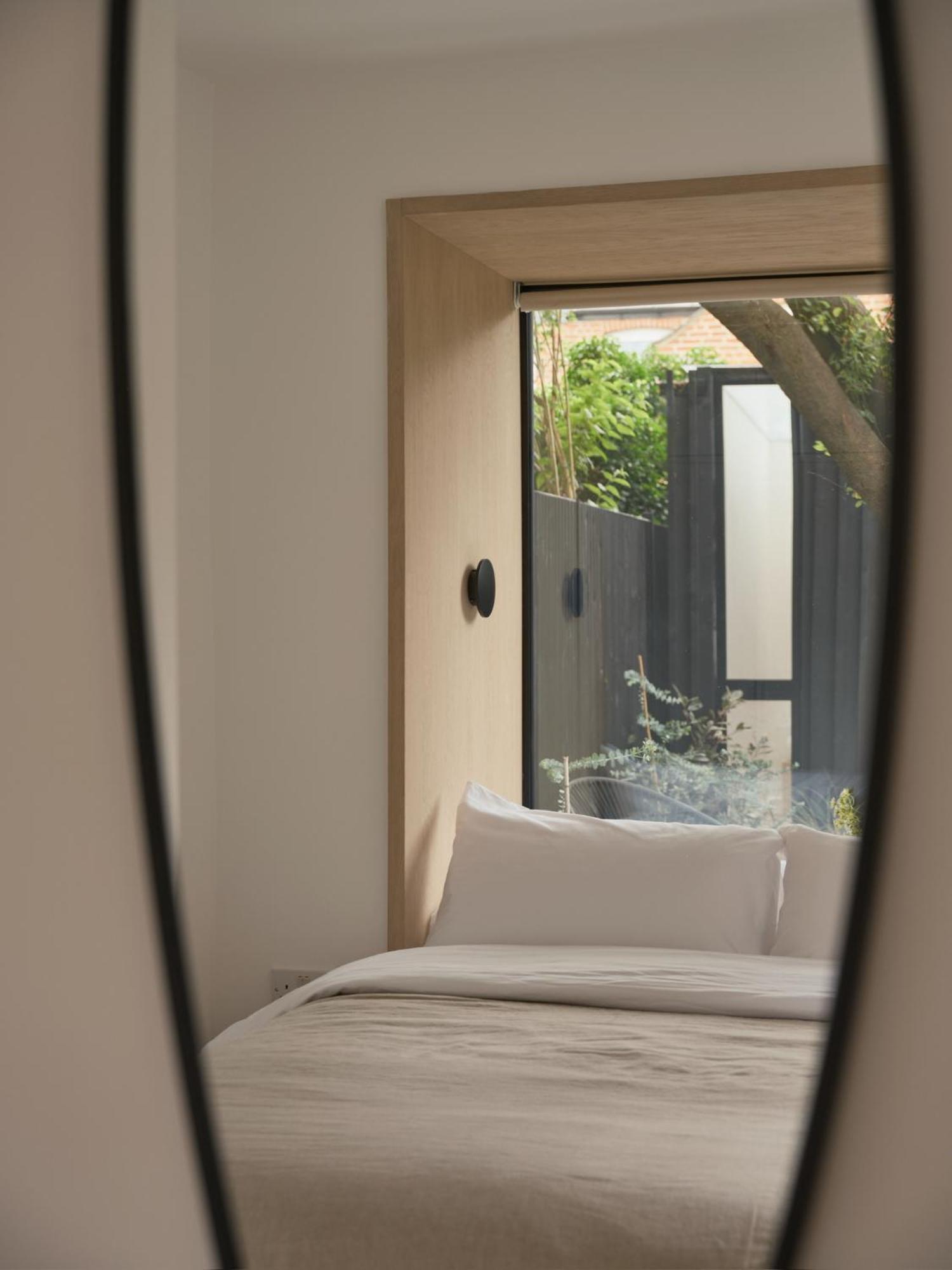 Japandi Escape 3br Designer Flat With Garden *
